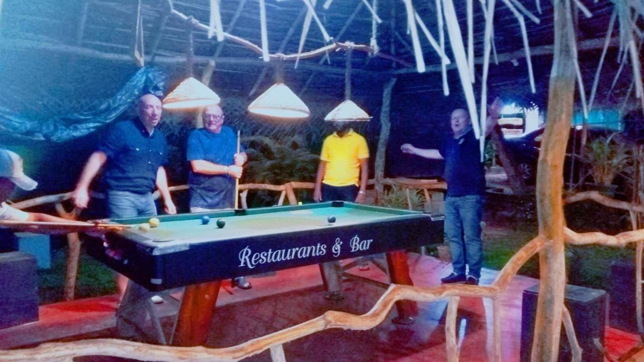 Visu Villa Hotel Habarana Bagian luar foto