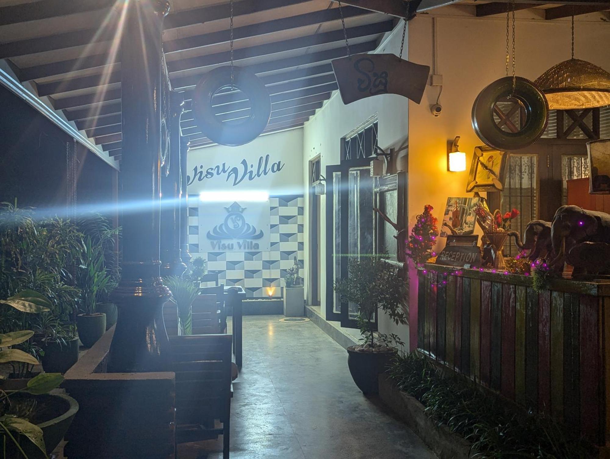 Visu Villa Hotel Habarana Bagian luar foto