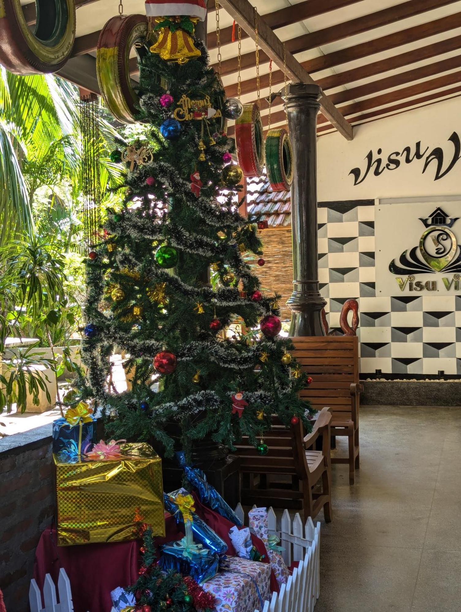 Visu Villa Hotel Habarana Bagian luar foto